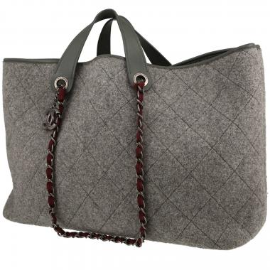 Chanel   shopping bag  in grey felt  and grey leather