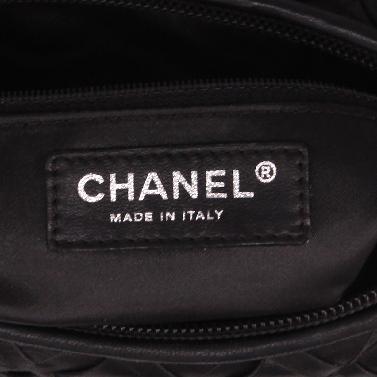 Borsa Chanel  Bowling in pelle trapuntata nera - Detail D2