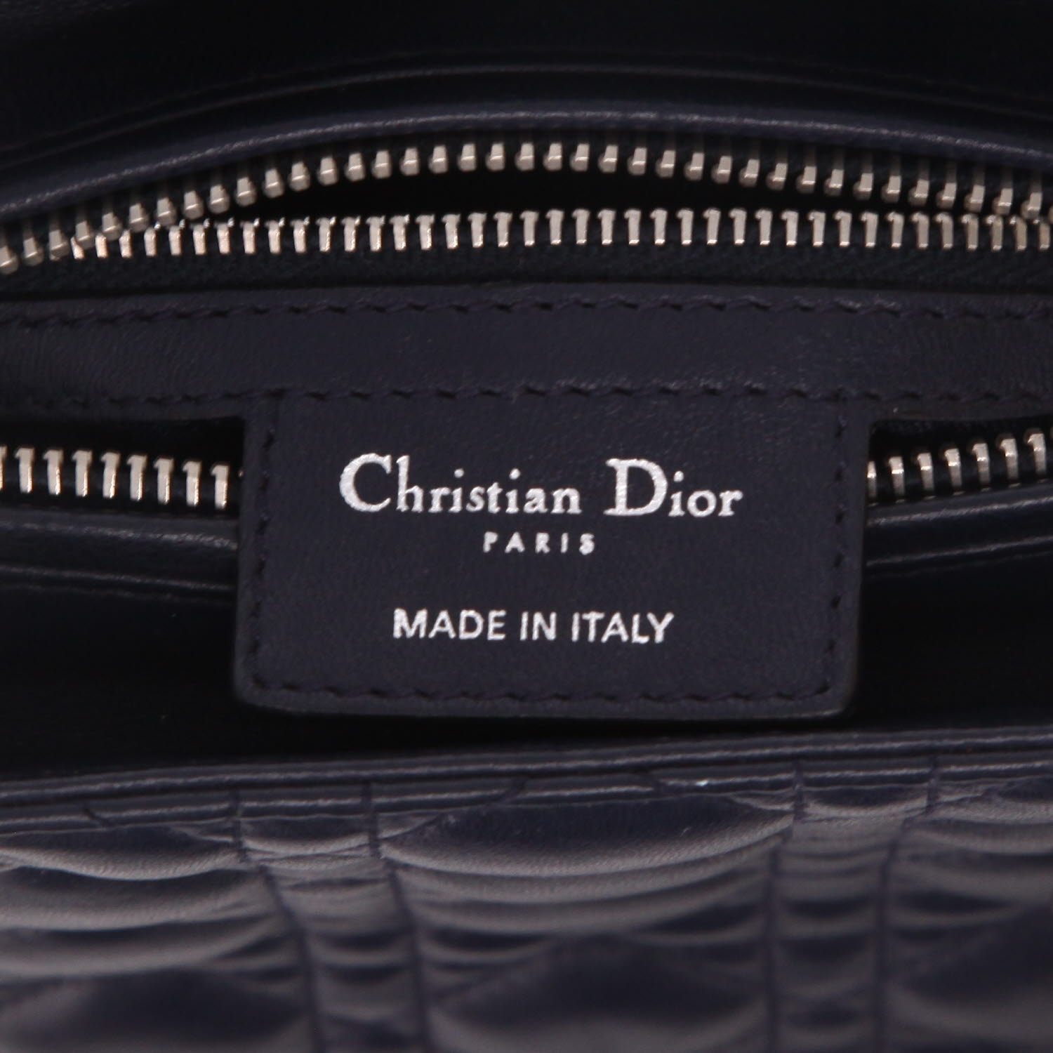Dior  Lady Dior handbag  in navy blue leather cannage - Detail D2