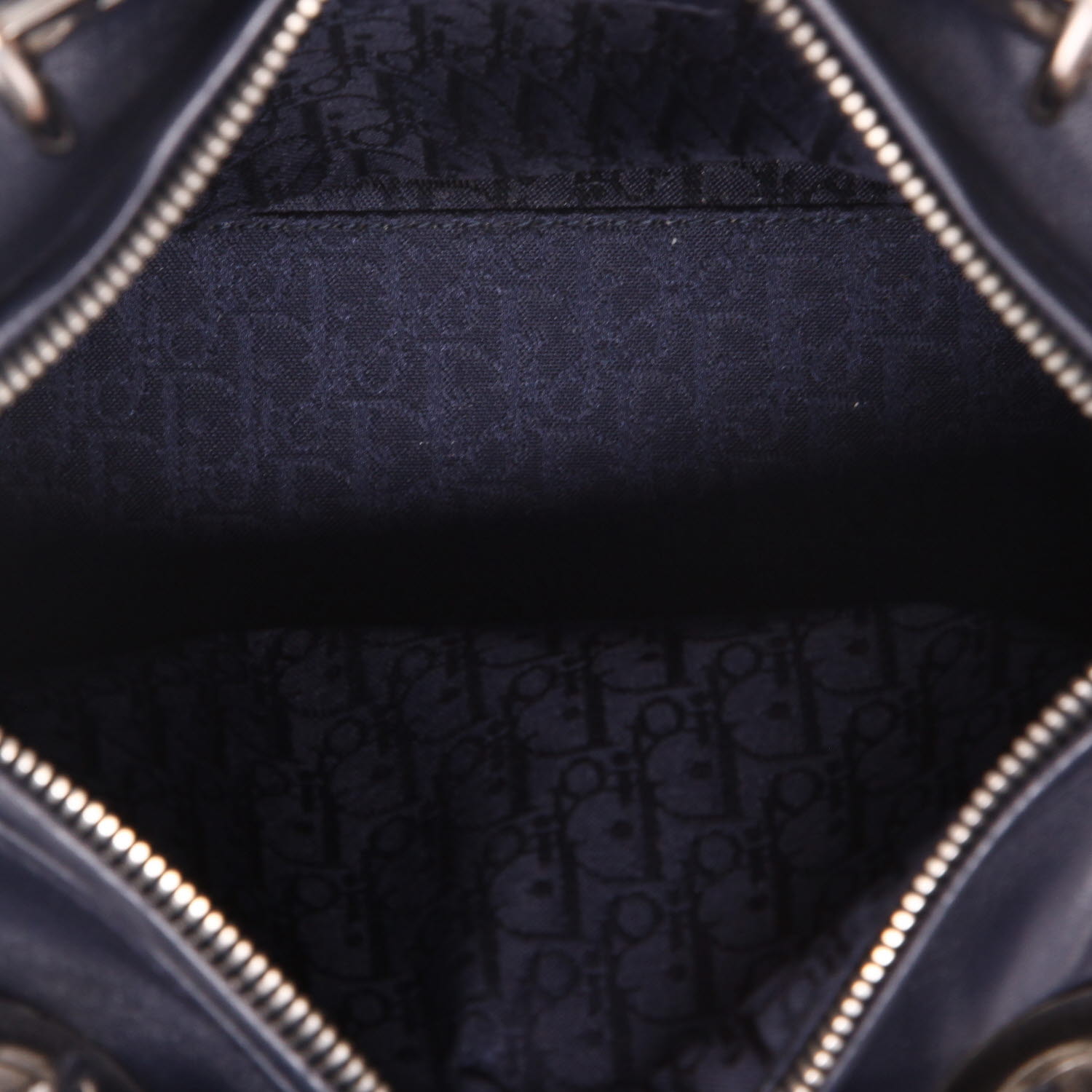 Dior  Lady Dior handbag  in navy blue leather cannage - Detail D3