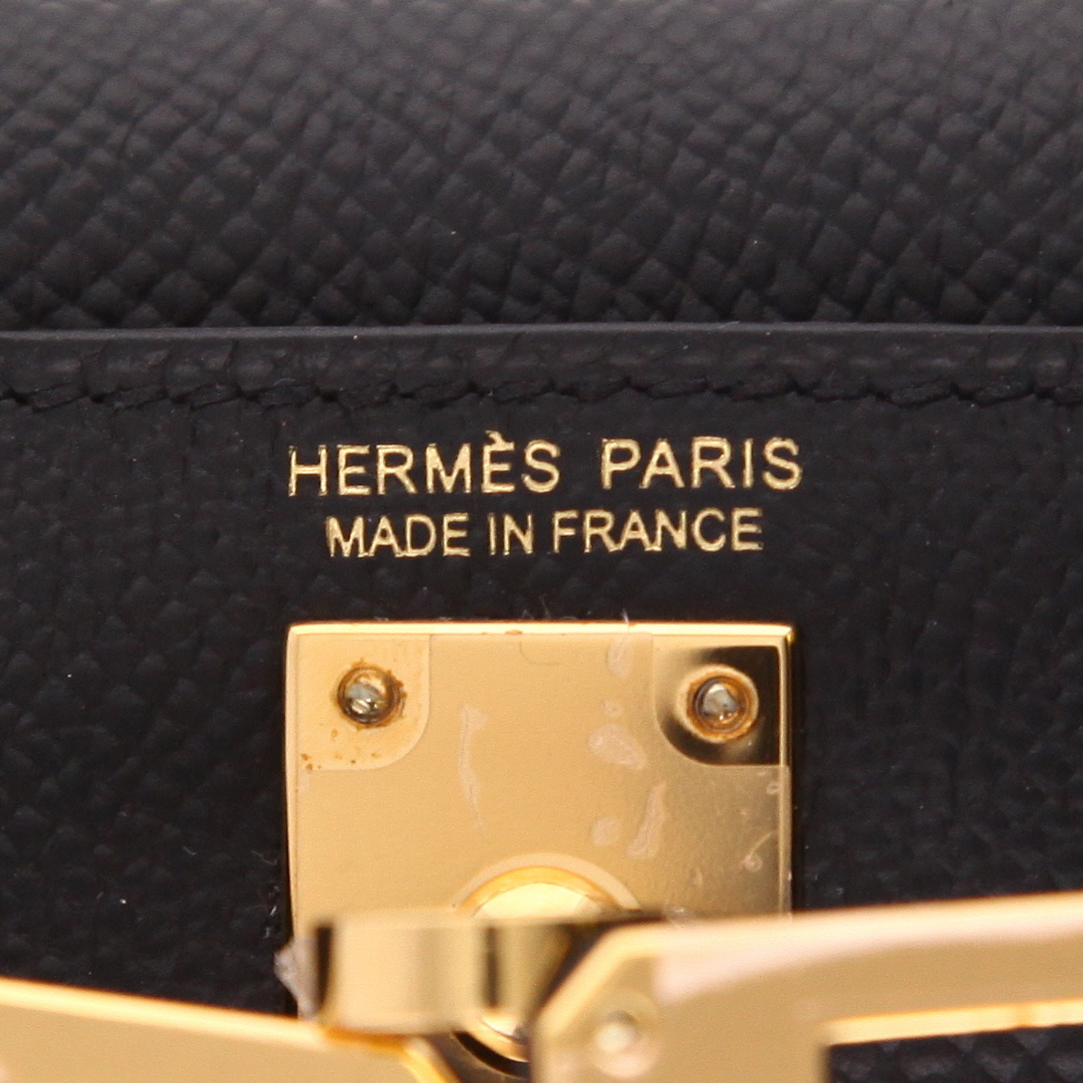 Bolso de mano Hermès  Kelly 20 cm en cuero epsom negro - Detail D2