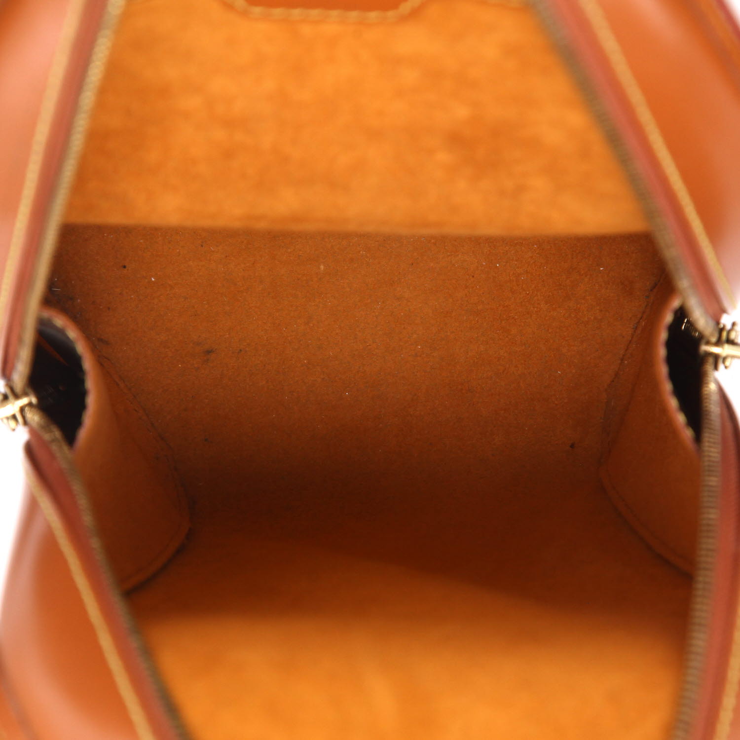 Louis Vuitton  Mabillon backpack  in gold epi leather - Detail D3
