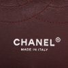 Borsa a tracolla Chanel  Timeless Jumbo in pelle martellata e trapuntata nera - Detail D2 thumbnail