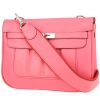 Bolso bandolera Hermès  Berline en cuero swift Rose Lipstick - 00pp thumbnail