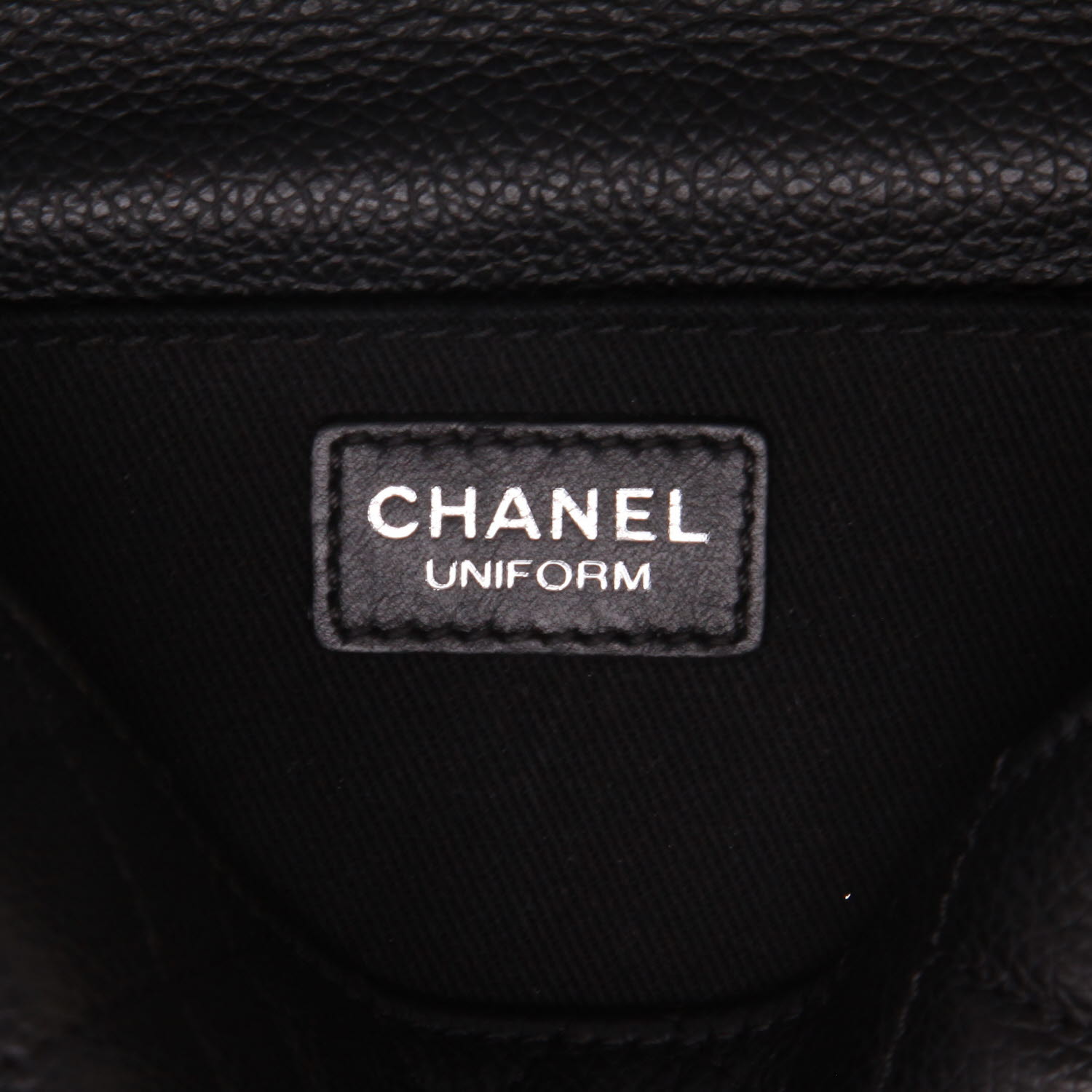 Chanel  Pochette ceinture clutch-belt  in black grained leather - Detail D2