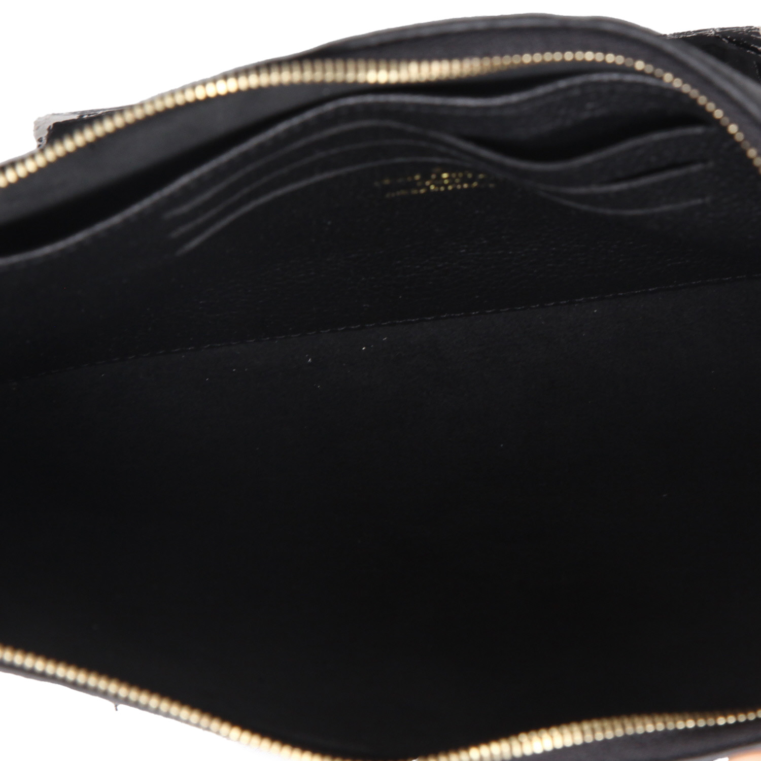 Pochette Louis Vuitton   en cuir monogram empreinte noir - Detail D3