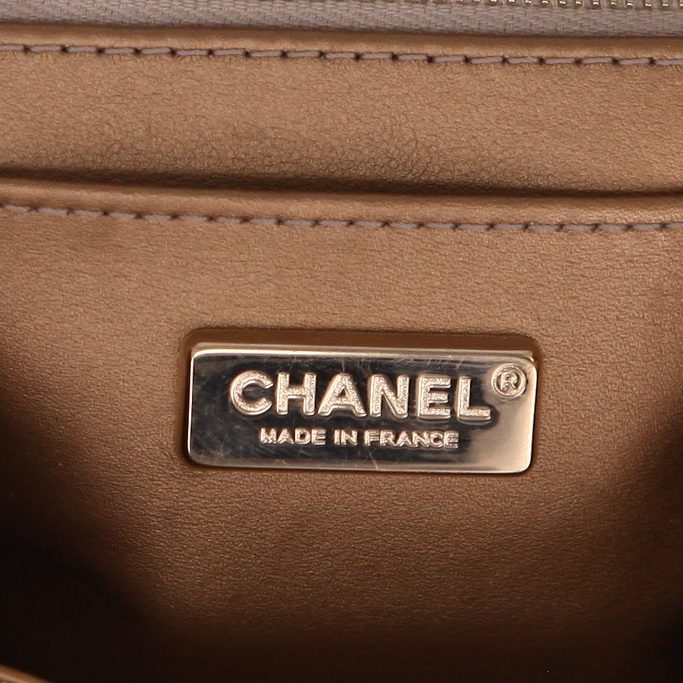 Borsa a tracolla Chanel  Mini Timeless in pitone dorato - Detail D2