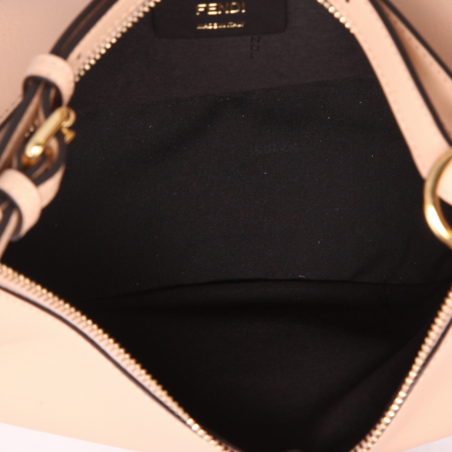 Fendi  Fendigraphy handbag  and pink smooth leather - Detail D3