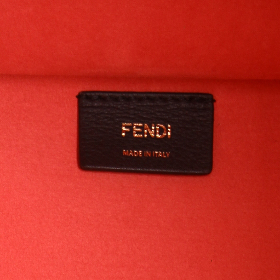 Fendi  Sunshine shopping bag  in pink monogram leather - Detail D2