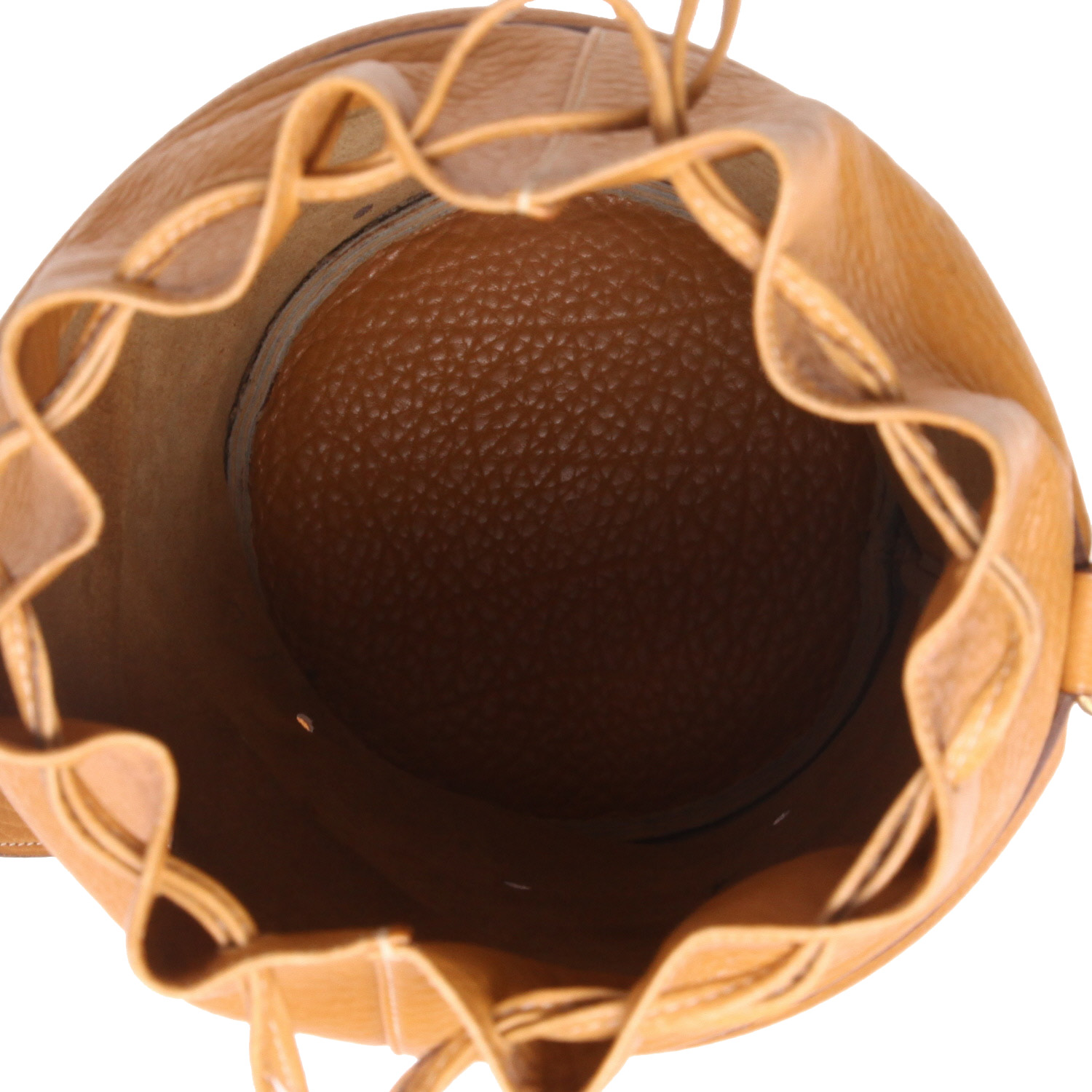 Bolso de mano Hermès  Mangeoire en cuero Fjord natural - Detail D3