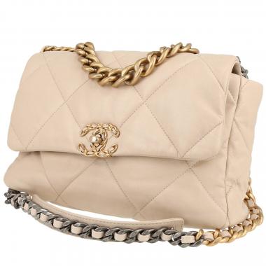 Chanel  19 shoulder bag  in beige quilted leather