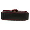 Bolso bandolera Gucci  GG Marmont en cuero acolchado negro y rojo - Detail D1 thumbnail