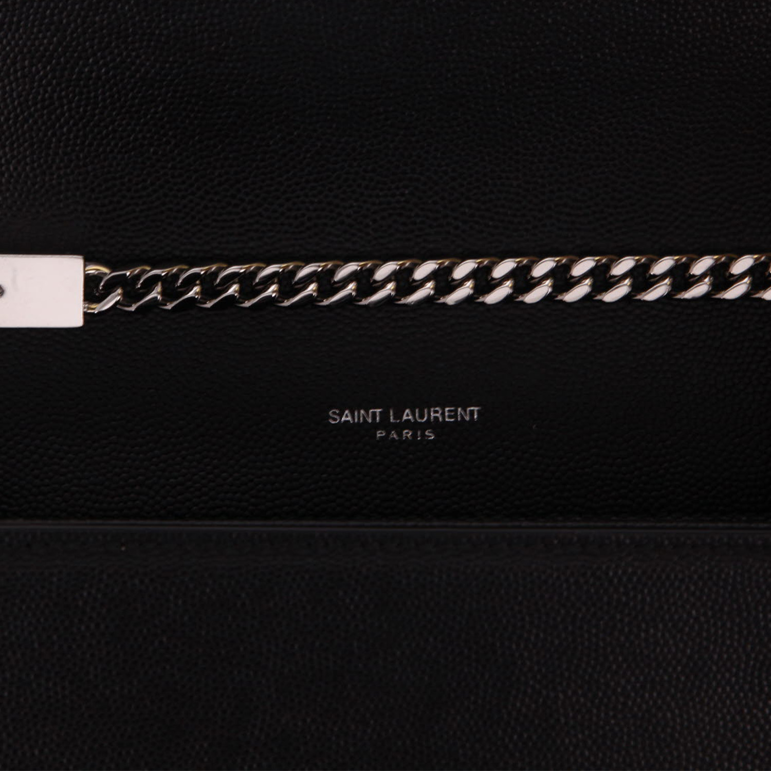 Bolso bandolera Saint Laurent  Kate en cuero granulado negro - Detail D2