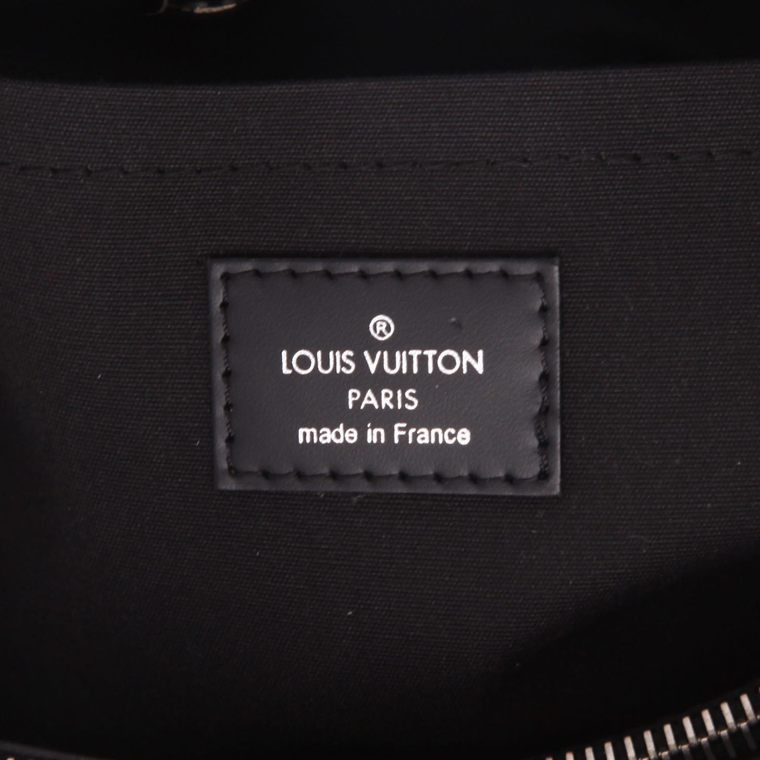 Bolso de mano Louis Vuitton  Passy en cuero Epi negro - Detail D2
