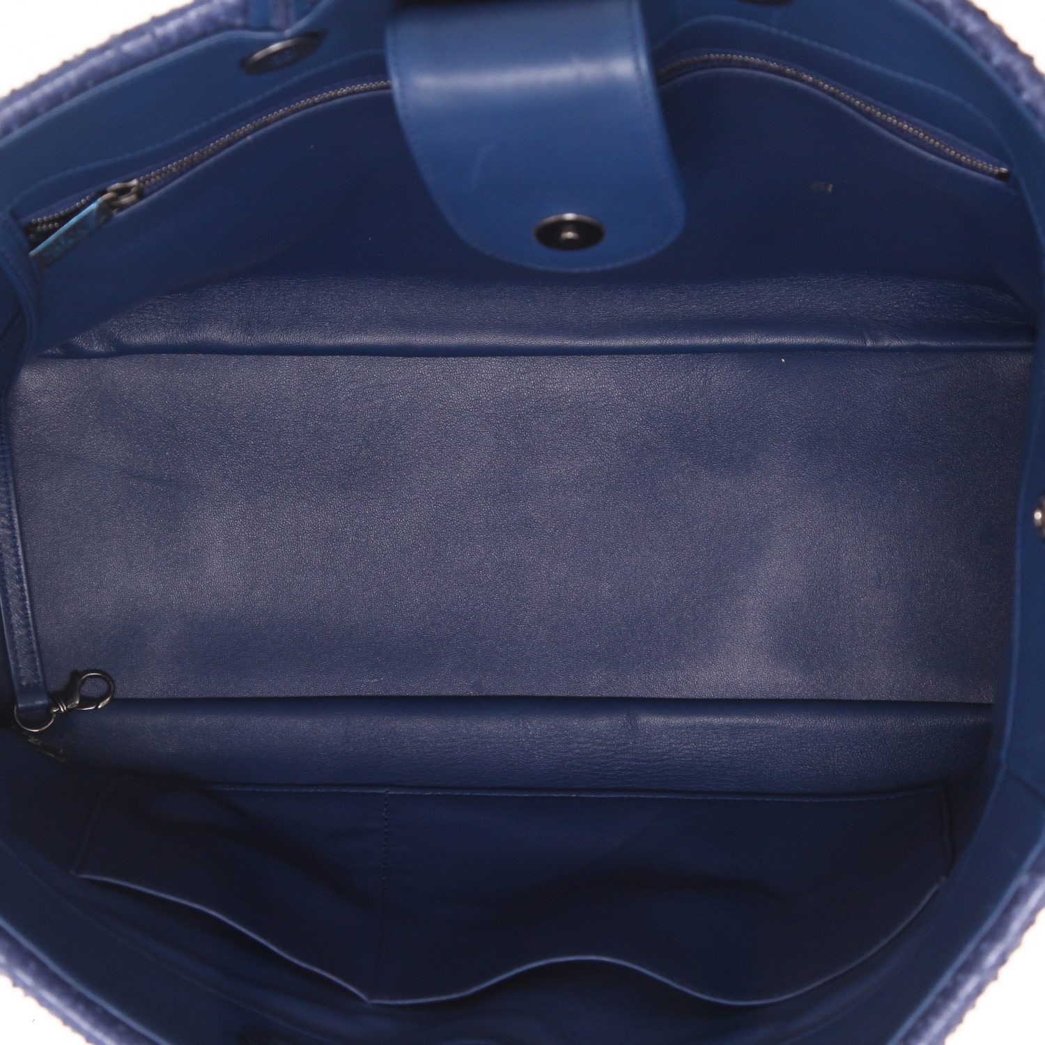 Sac cabas Chanel  Grand Shopping en python bleu et cuir bleu - Detail D3