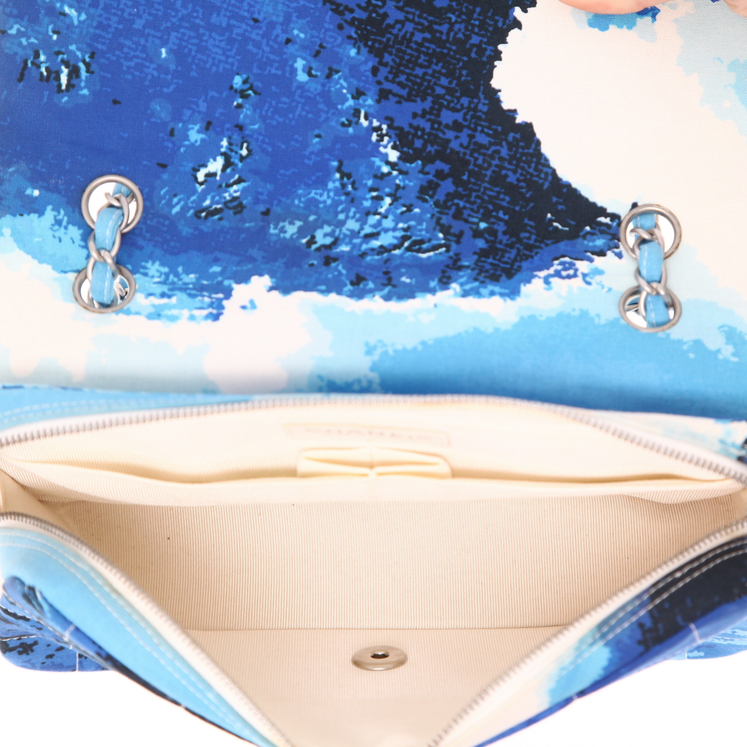 Borsa Chanel  Timeless in tela trapuntata blu bianca e rossa - Detail D3