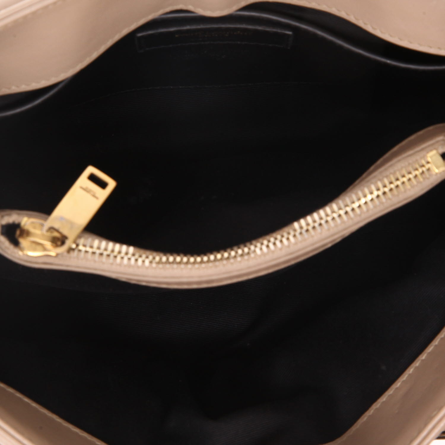 Borsa a tracolla Saint Laurent  Loulou modello piccolo  in pelle trapuntata a zigzag beige - Detail D3