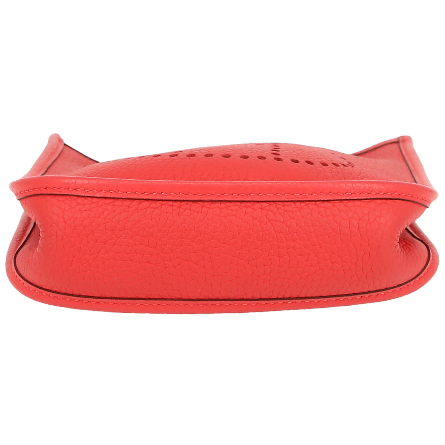 Sac bandoulière Hermès  Evelyne 16 cm en cuir rouge - Detail D1