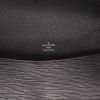 Bolso bandolera Louis Vuitton  Clery en cuero Epi negro - Detail D2 thumbnail