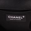 Bolso bandolera Chanel  Boy en cuero acolchado negro - Detail D2 thumbnail