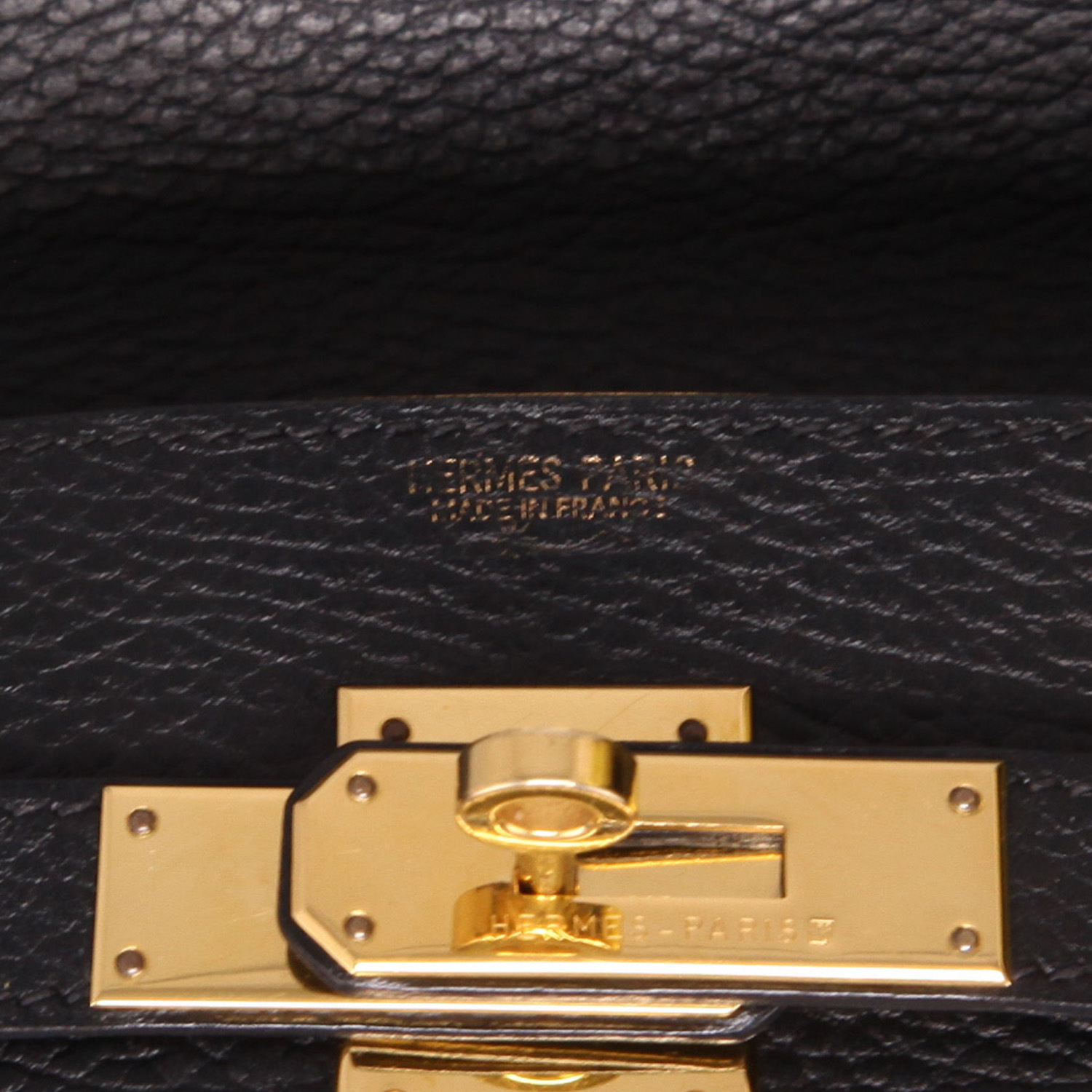 Hermès  Kelly 35 cm handbag  in black Fjord leather - Detail D2