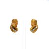 Paire de boucles d'oreilles Vintage  en or jaune, or jaune 14 carats et diamants - 360 thumbnail