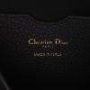 Bolso bandolera Dior  Bobby en cuero granulado negro - Detail D2 thumbnail