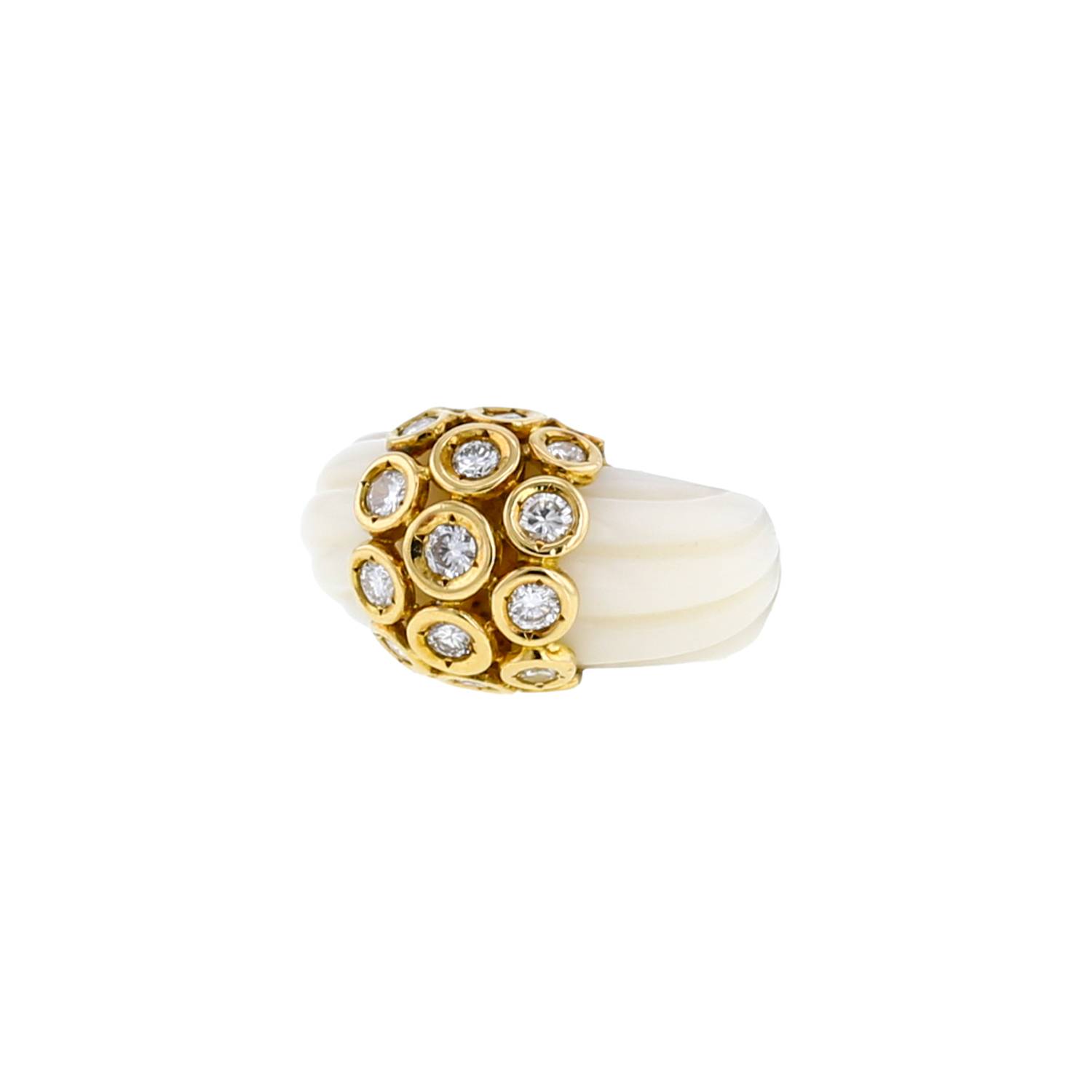 1960'S Ring In Yellow , Coral And Diamonds