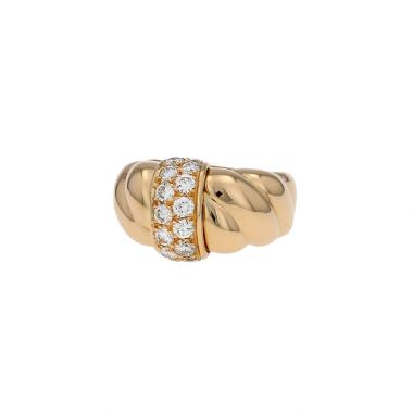 Sortija Van Cleef 
Arpels  de oro amarillo y diamantes