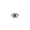 Anello Vintage  in platino, rubini e diamanti - 360 thumbnail