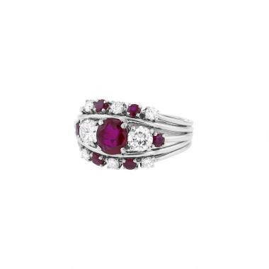 Bague Raymond Yard en platine, rubis birman non chauffé et diamants
