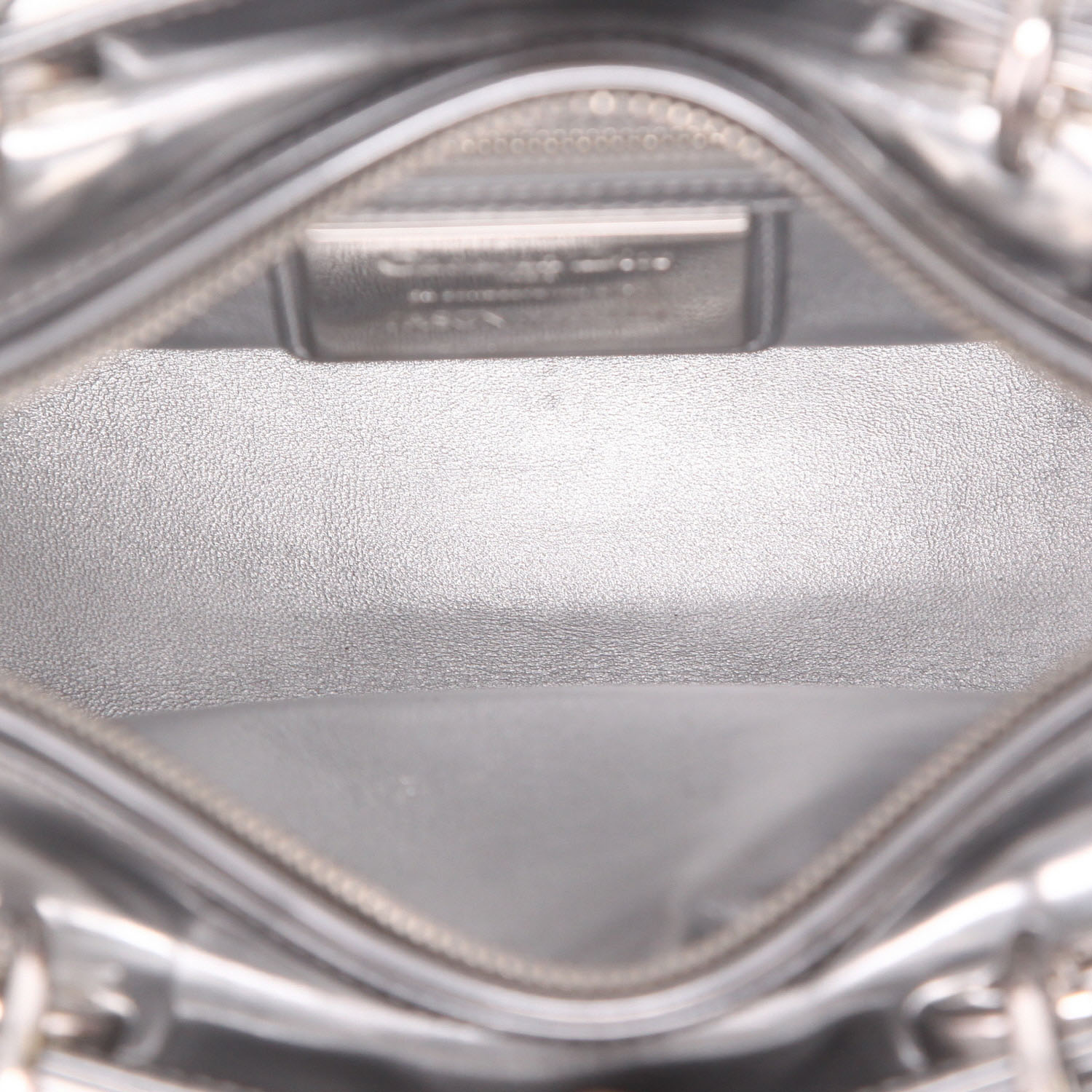 Lady Dior Limited edition Jason Martin handbag  in silver leather - Detail D3