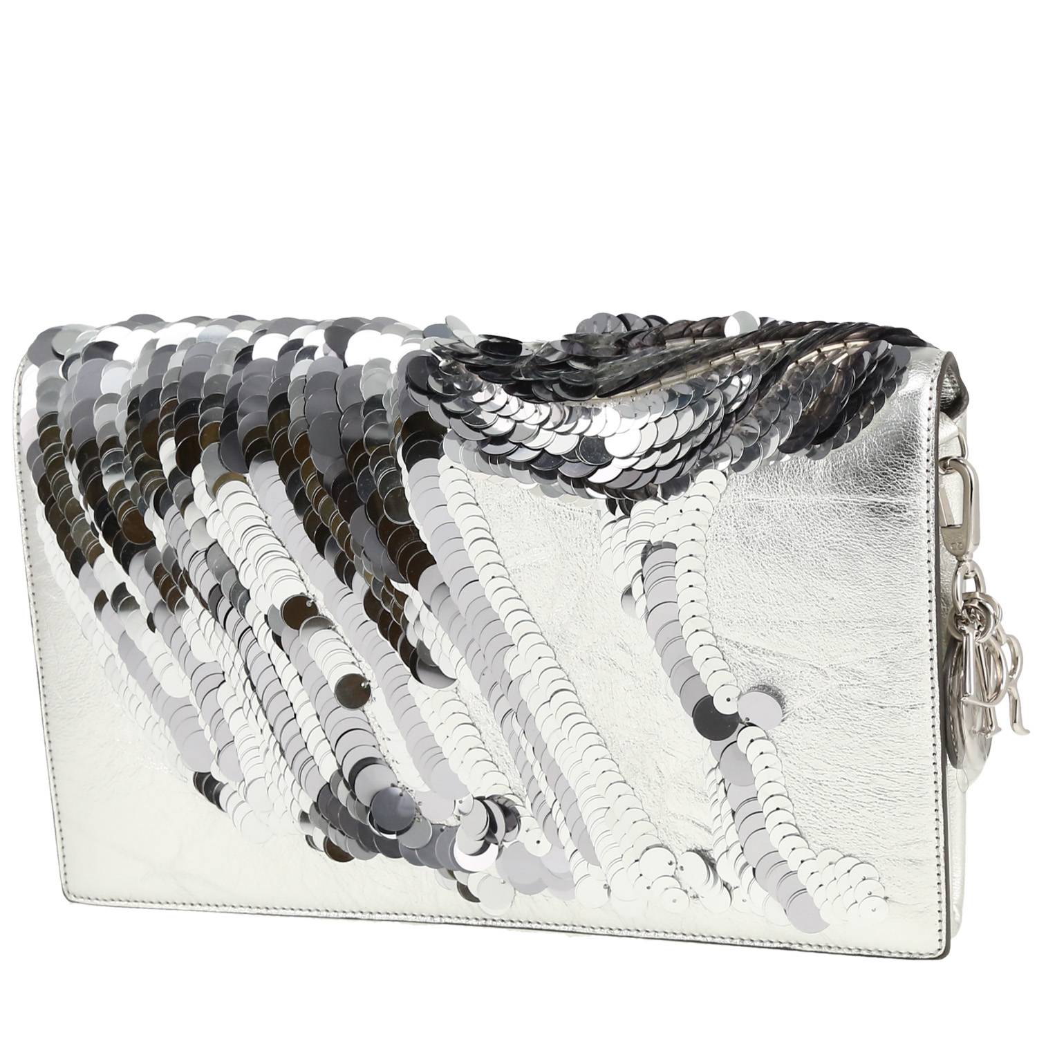 Edition Limitée Clutch In Silver Leather