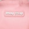 Bolso bandolera Miu Miu  Miu Wander en cuero de obeja volteado rosa - Detail D2 thumbnail