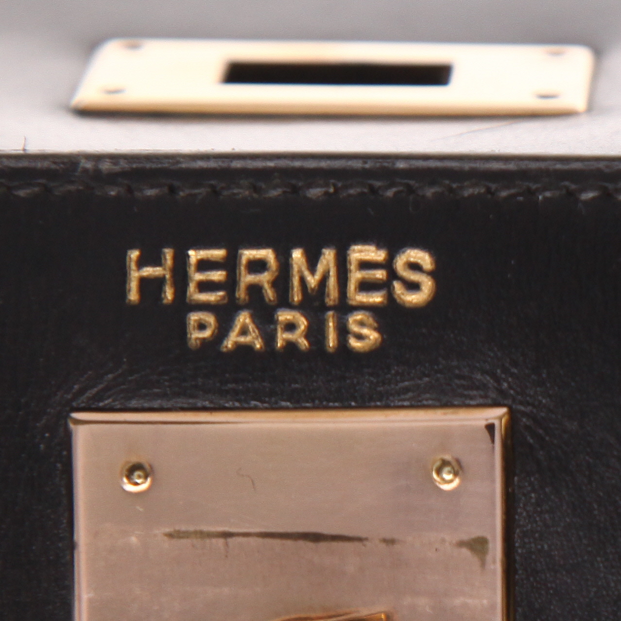 Sac à main Hermès  Kelly 35 cm en cuir box noir - Detail D2