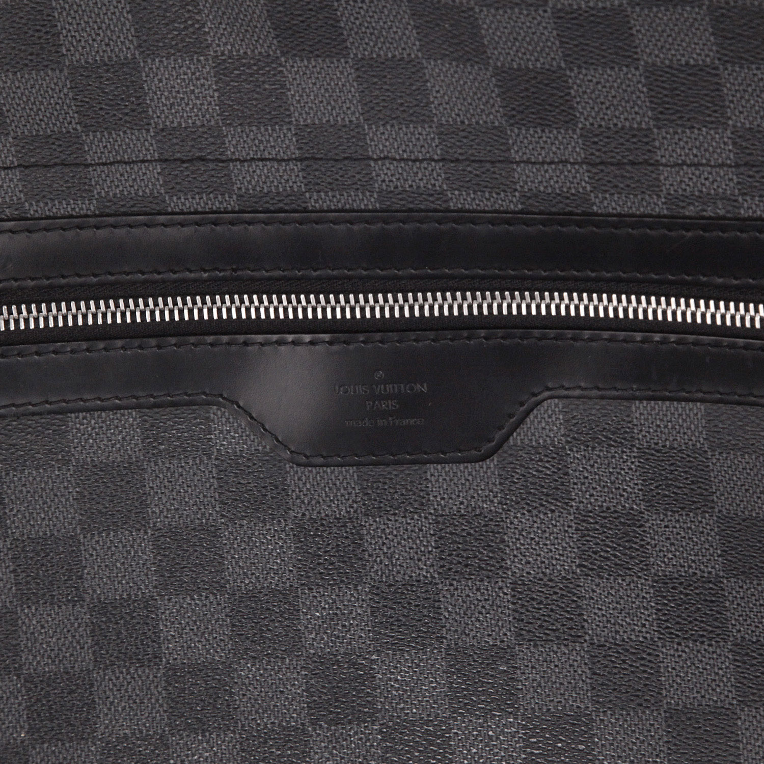 Sac bandoulière Louis Vuitton  Messenger en toile damier graphite et cuir noir - Detail D2