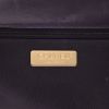 Chanel  19 shoulder bag  in plum quilted leather - Detail D2 thumbnail