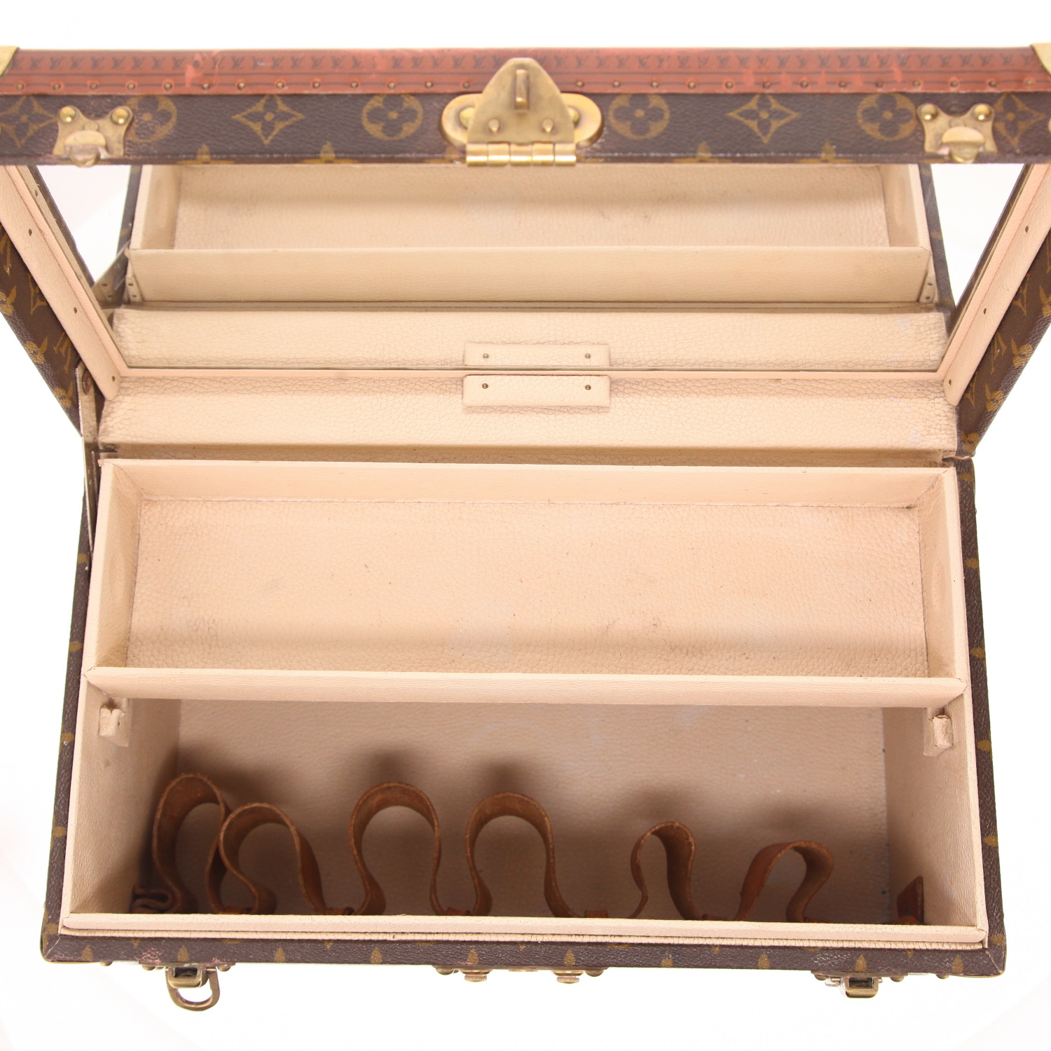Louis Vuitton  Boîte à Pharmacie vanity case  in brown monogram canvas  and brown lozine (vulcanised fibre) - Detail D3