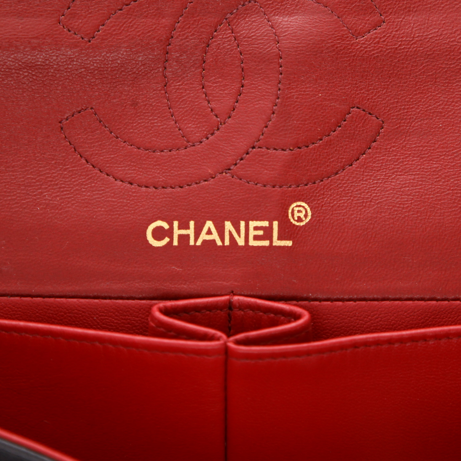 Borsa Chanel  Timeless Classic in pelle martellata e trapuntata nera - Detail D2