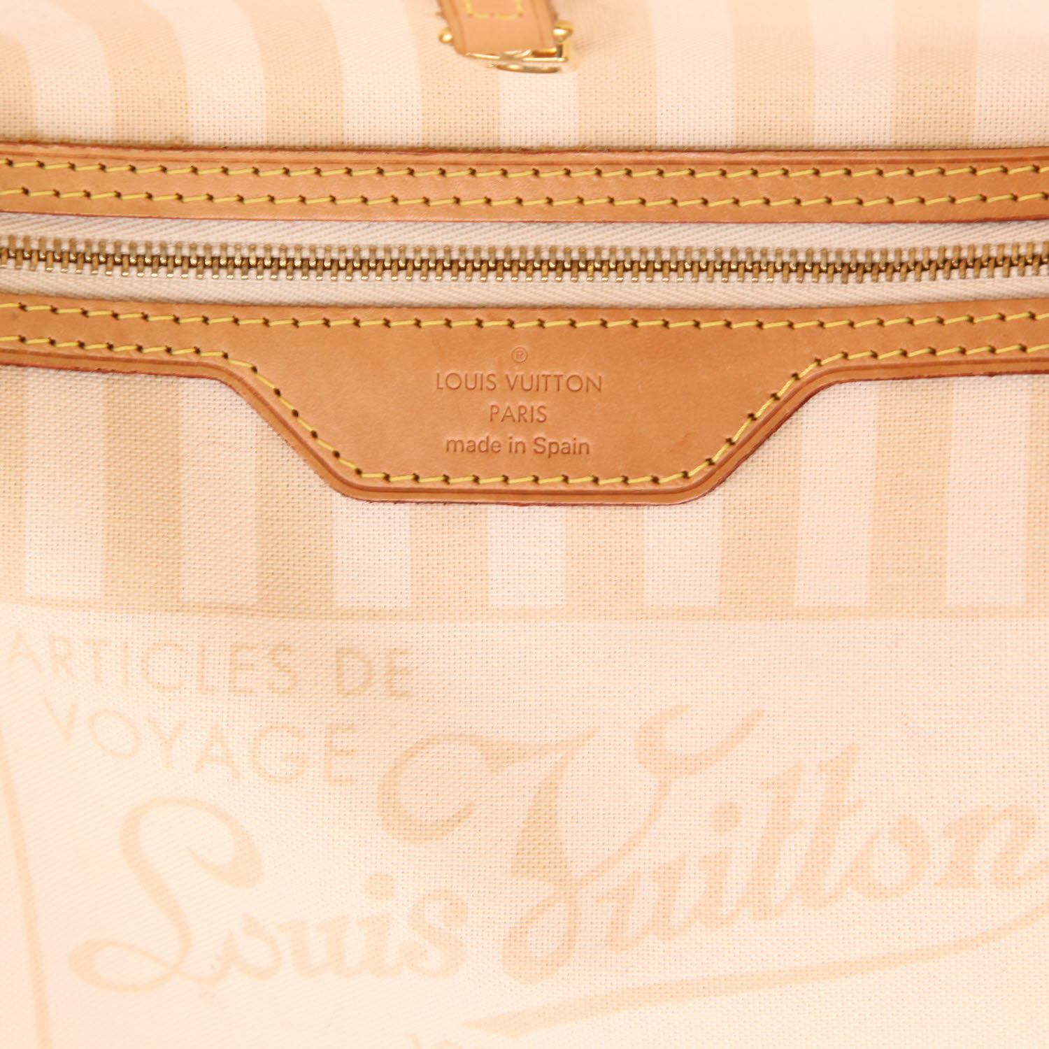 Louis Vuitton  Neverfull Editions Limitées shopping bag  in brown and beige monogram canvas  and natural leather - Detail D2