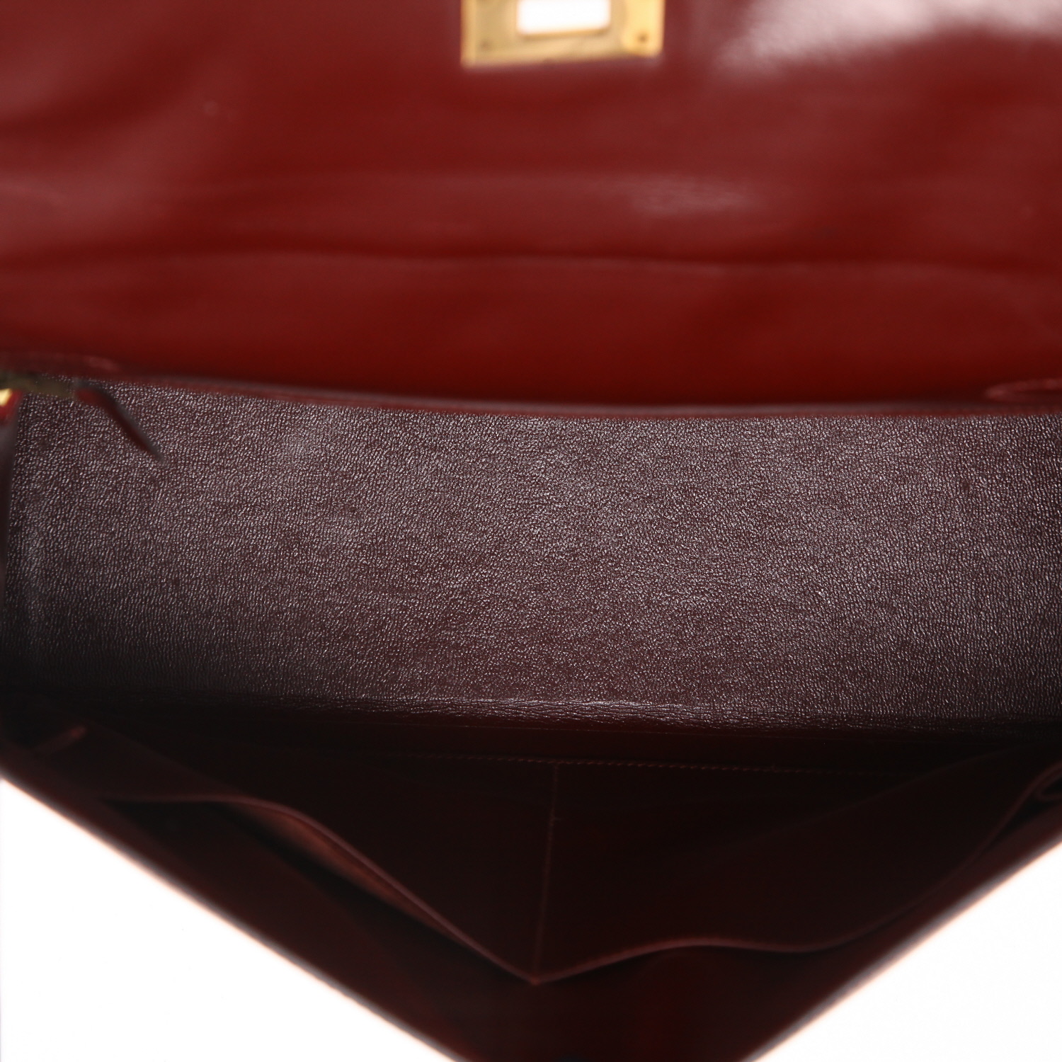 Bolso de mano Hermès  Kelly 32 cm en cuero box color burdeos - Detail D3