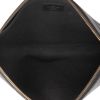 Bolsito de mano Louis Vuitton  Daily en cuero monogram huella negro - Detail D3 thumbnail