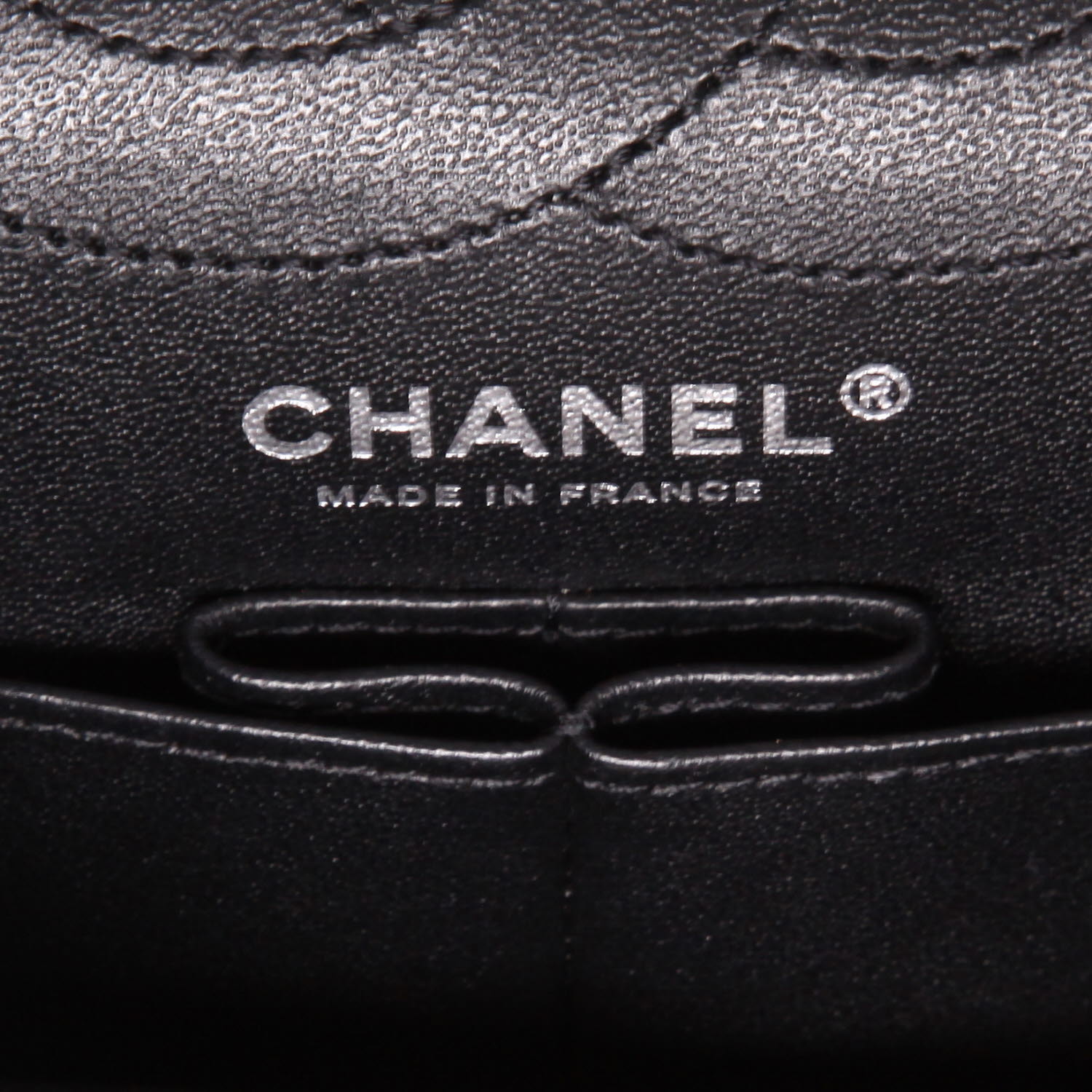Sac à main Chanel  Chanel 2.55 en cuir matelassé noir - Detail D2