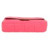 Bolso de mano Fendi  Baguette en cuero Monogram rosa fucsia - Detail D1 thumbnail