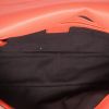 Fendi  Baguette handbag  in coral leather - Detail D3 thumbnail