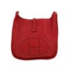 Hermès  Evelyne III shoulder bag  in red Casaque leather taurillon clémence - 360 thumbnail