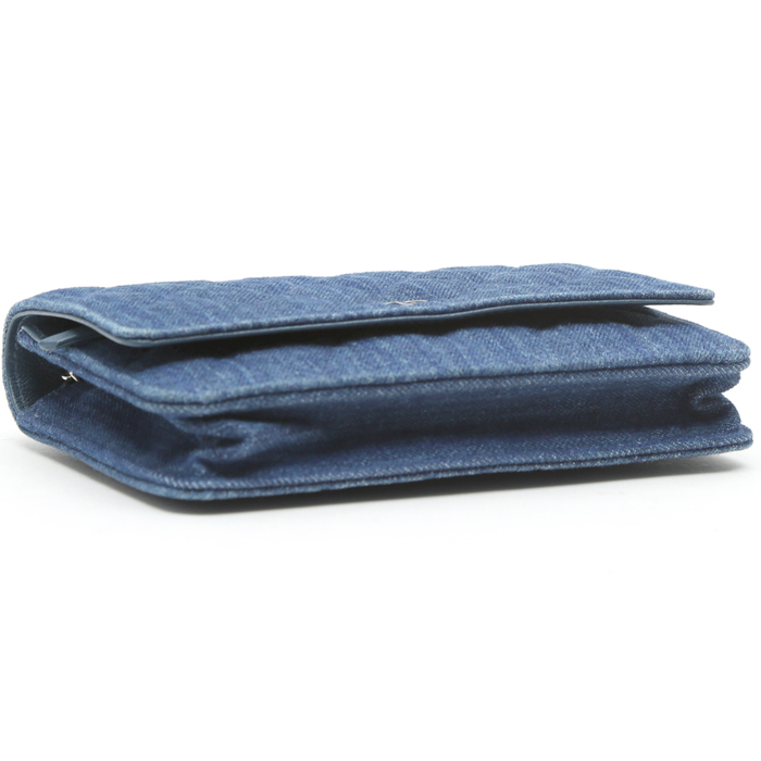 Sac bandoulière Chanel  Wallet on Chain en denim bleu - Detail D5