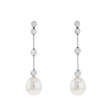 Pendientes Chanel Coco à Venise  de oro blanco, diamantes y perlas cultivadas