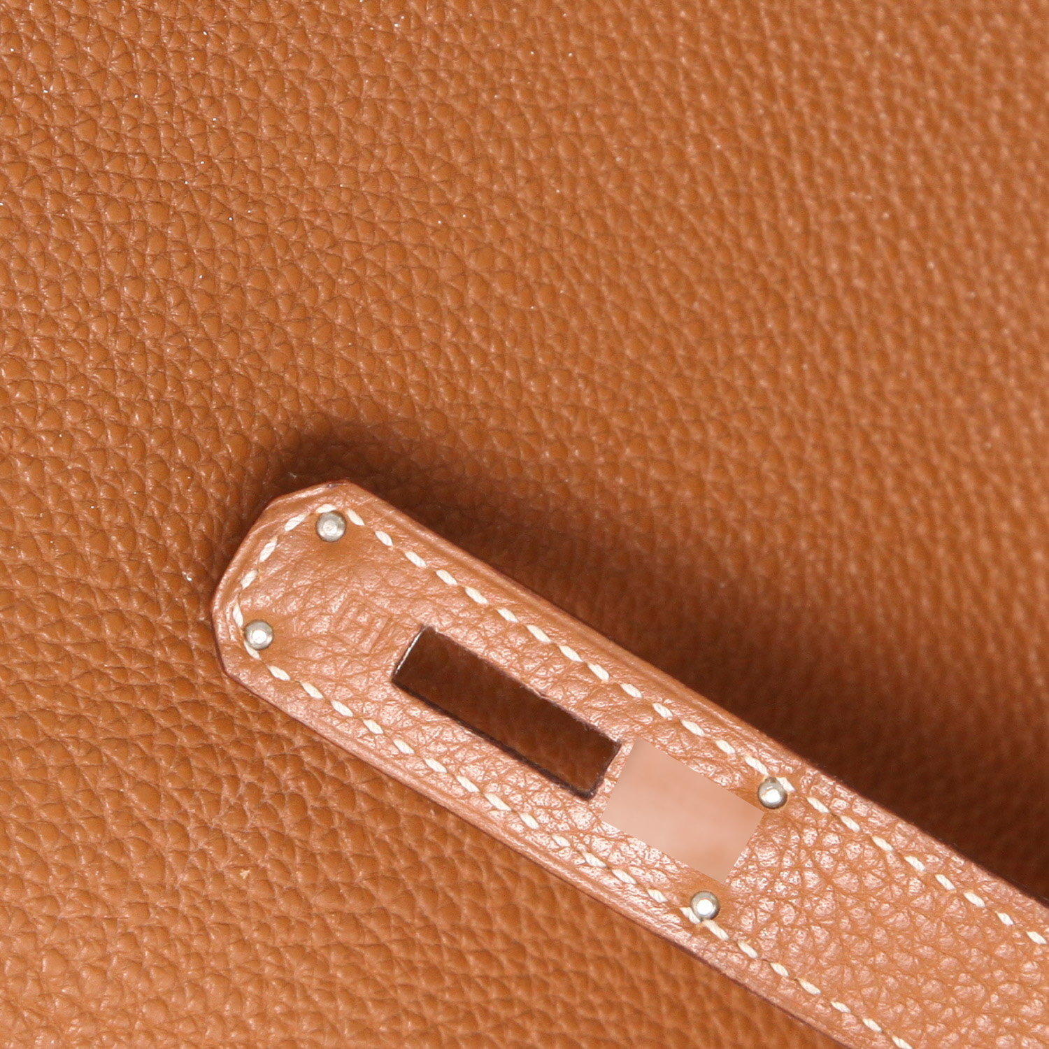 Sac à main Hermès  Birkin 35 cm en cuir togo gold - Detail D4