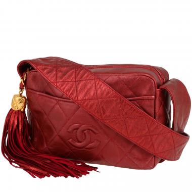 Chanel   handbag  in red glittering leather